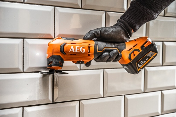 Многофункциональный инструмент AEG BMT18-0 4935478943