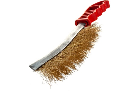 Корщетка КУРС с изогнутой пластиковой ручкой, латунированная, тип В 38408