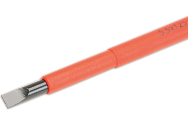 Диэлектрическая шлицевая отвертка SHTOK 1000В 5.5x125 мм 09202