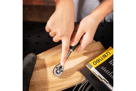 Ключ-трещотка DELI DL2323 1/4 98324 Ключ-трещотка DELI DL2323 1/4 98324