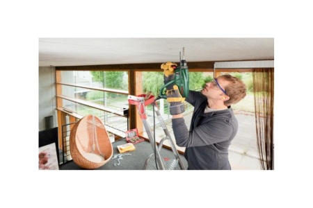 Перфоратор Bosch PBH 2100 RE с набором сверл 0.603.3A9.303