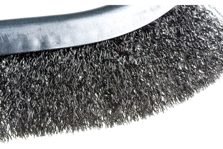 Щетка стальная 17130001 с пластиковой ручкой АТАКА 22401