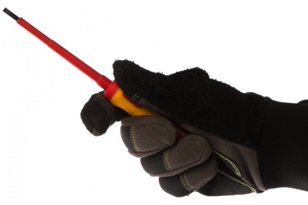 Отвертка Kraftool Expert высоковольтная Cr-Mo-V стержень двухкомпонентная маслобензостойкая рукоятка SL 4.0x100 мм 250083-4.0-100