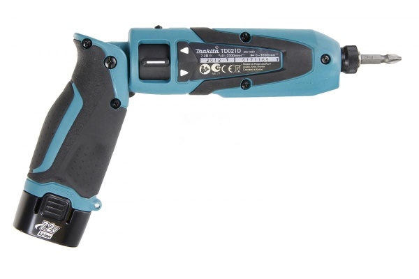 Аккумуляторная отвертка Makita TD021DSE