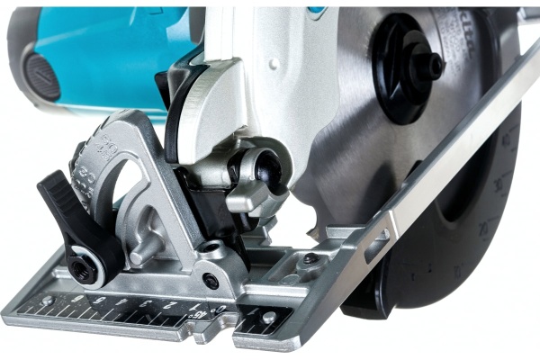 Дисковая пила Makita CXT HS301DWAE