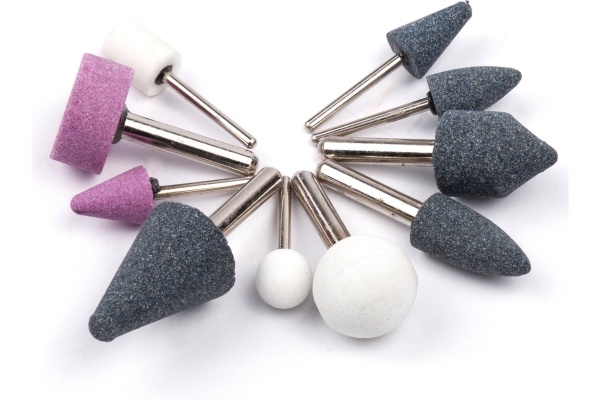 Пневмобормашина AV Steel с набором насадок AV-701814