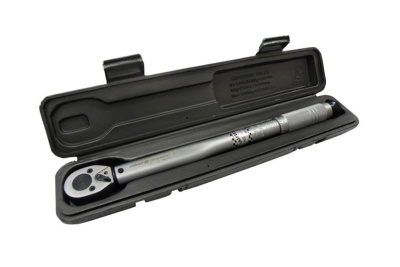 Динамометрический ключ Дело Техники ДТ/10 690235, 1/2", 350 Нм, 630 мм
