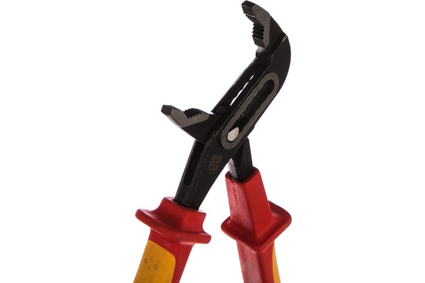 Переставные диэлектрические клещи до 1000V, 250мм Berger BG BG1176