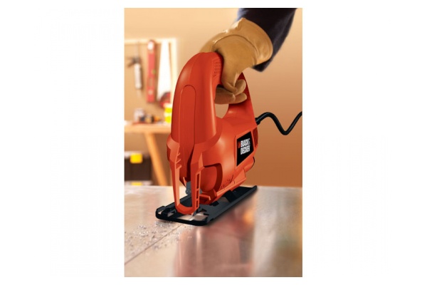 Лобзик Black+DECKER KS 500
