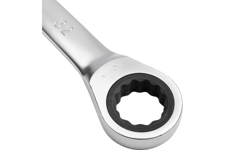 Комбинированный трещоточный ключ AV Steel 32 мм. AV-315032