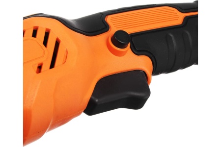 Угловая шлифовальная машина ЕРМАК УШМ-125/900 646-186