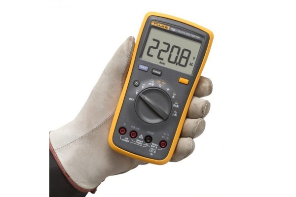 Цифровой мультиметр FLUKE 15B+