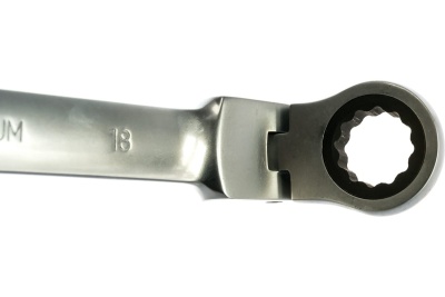 Комбинированный ключ трещоточный с шарниром 18мм AV Steel  AV-315218