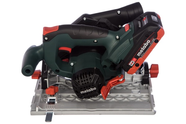 Дисковая пила Makita LXT DSP600Z