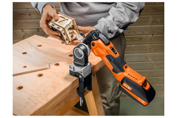 Осциллирующий инструмент на аккумуляторах Fein MultiMaster AFMM 18 QSL 71292261000