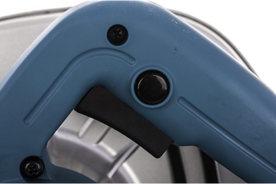 Аккумуляторная дисковая пила Bosch GKS 18 V-LI 0.601.66H.008