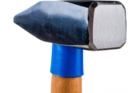 Слесарный молоток HOEGERT TECHNIK кованый, 1000 г, с деревянной рукояткой HT3B010