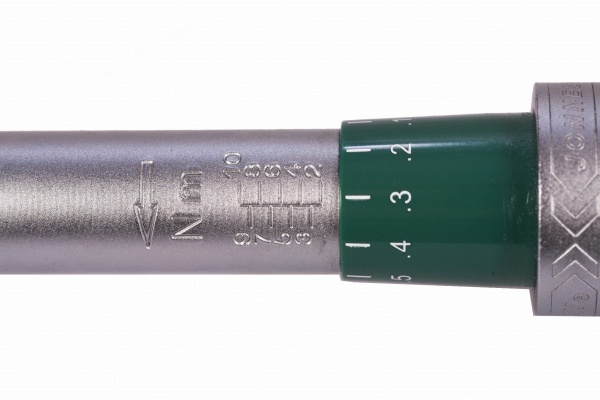 Динамометрический ключ 1/4 дюйма DR 2-10 Нм Jonnesway T27010N 49786