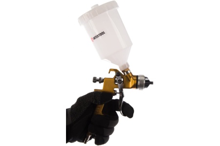 Пневматический краскопульт INTERTOOL, форсунка 1.5мм, бачок 600 мл, PT-0110