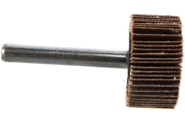 Круг лепестковый с оправкой (30х15 мм; P320) ПРАКТИКА 648-939