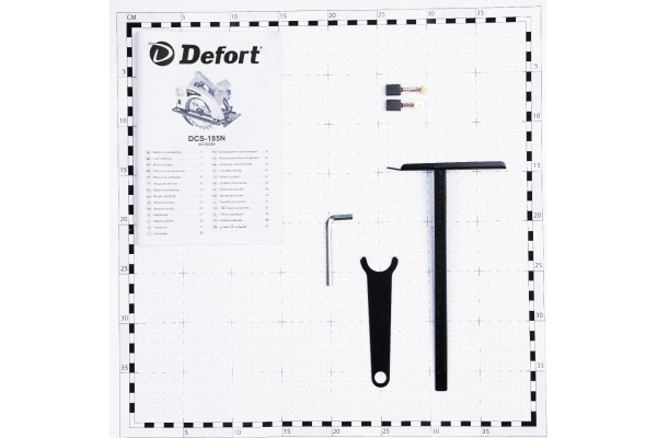 Циркулярная пила DEFORT DCS-165N 93721756
