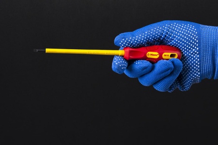 Шлицевая отвертка для электрика Hans 0818M3-4