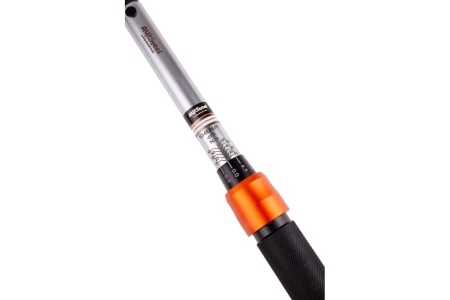 Динамометрический ключ AV Steel проф 3/8 10-60Нм AV-517060