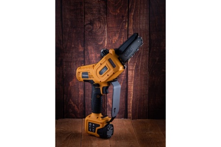 Беспроводная аккумуляторная цепная пила Volpi originale predator функция подачи масла на цепь PVS5100