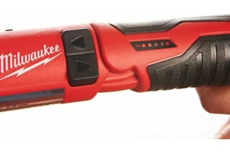 Аккумуляторная отвертка Milwaukee M4 D-202B 4933440475