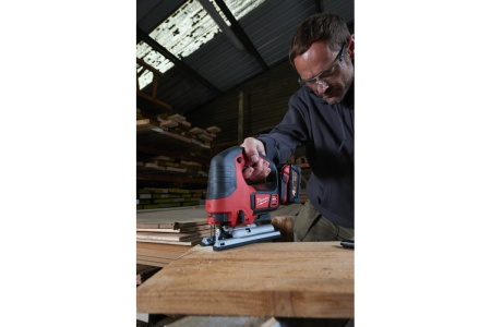 Аккумуляторный лобзик Milwaukee M18 BJS-402C 4933451389