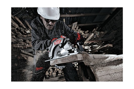 Циркулярная аккумуляторная бесщеточная пила Denzel ccs-165-0, 18 В, li-ion 27402