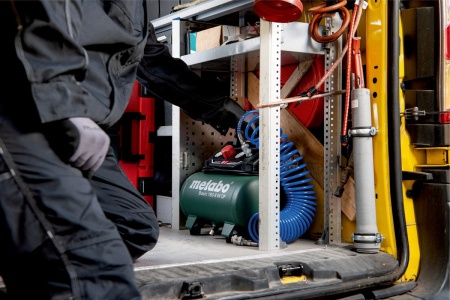 Безмасляный компрессор Metabo Basic 160-6 W OF 0.9 кВт, 6 л 601501000