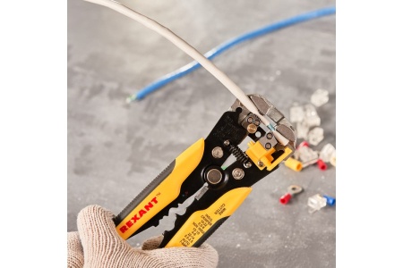 Инструмент для зачистки кабеля и обжима наконечников REXANT ht-766 12-4005