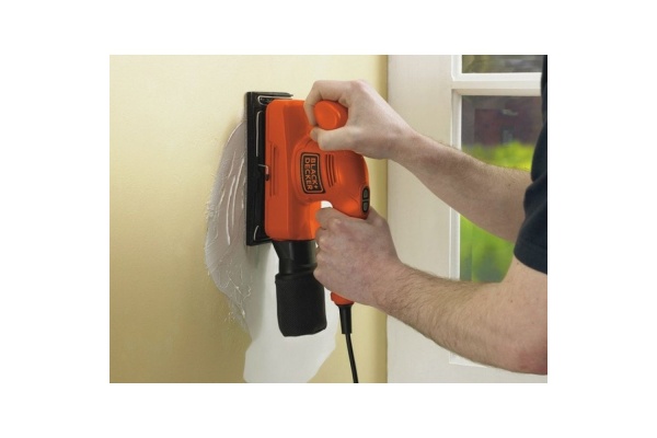 Плоскошлифовальная машина Black&Decker KA310-QS Плоскошлифовальная машина Black&Decker KA310-QS
