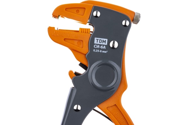 Автоматический съемник изоляции TDM МастерЭлектрик СИ-6А сечение зачищаемого провода 0,25-6 мм2  SQ1003-0103