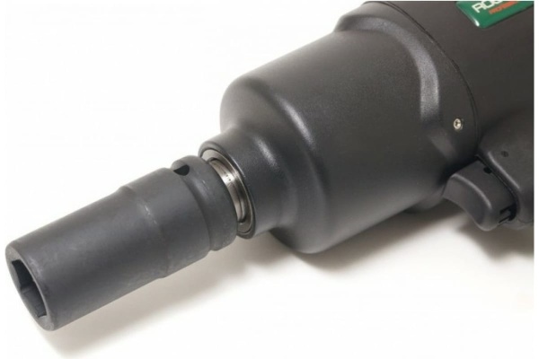 Ударный пневмогайковерт Rockforce 3/4'' DR RF-82566 Ударный пневмогайковерт Rockforce 3/4'' DR RF-82566