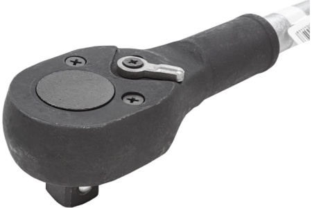 Реверсивная трещотка Forcekraft с накаткой, 3/4", 24 зуба, L-510 мм FK-8026500 Реверсивная трещотка Forcekraft с накаткой, 3/4", 24 зуба, L-510 мм FK-8026500