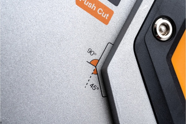 Ножовка по дереву Fiskars PowerTooth 550 мм 9 зубьев на дюйм 1062917