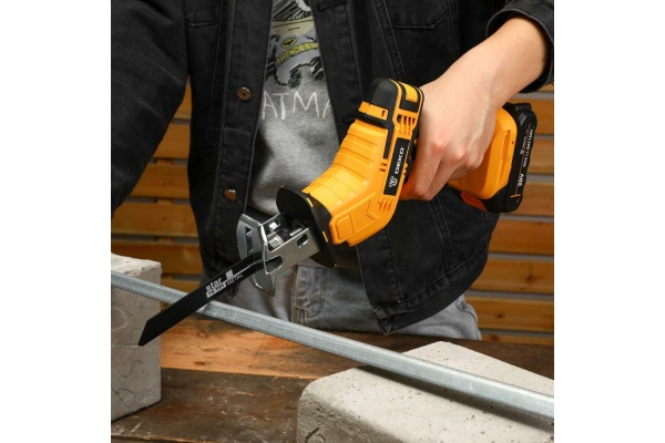 Аккумуляторная сабельная пила DEKO DKRS20-Li 063-4311