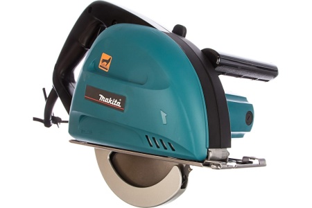 Дисковая пила Makita HS7611K