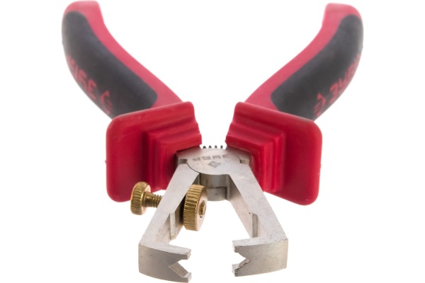 Плоскогубцы ЗУБР МАСТЕР 22025-9-18