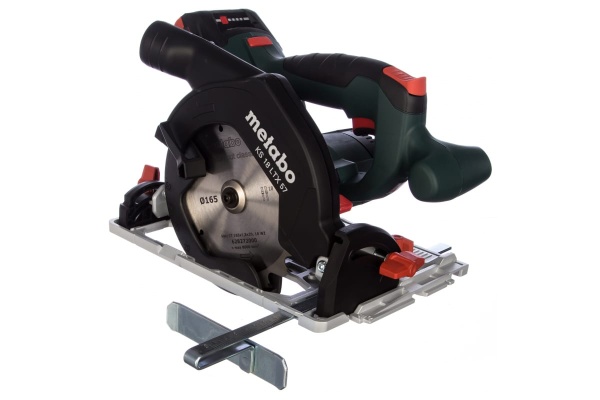 Дисковая пила Makita LXT DSP600Z