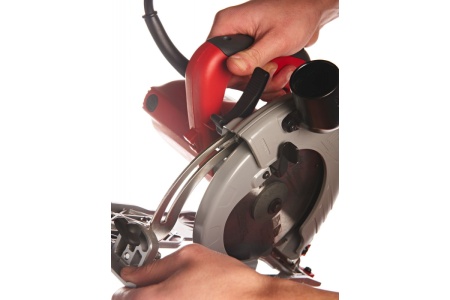 Ручная циркулярная пила Bosch GKS 85 Professional 0.601.57A.000