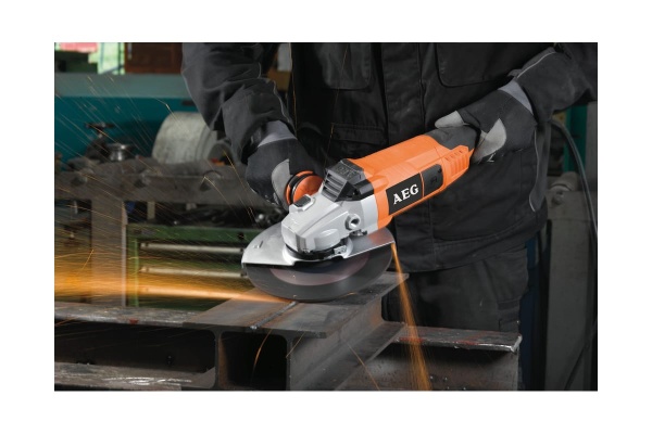 Угловая шлифмашина AEG WS24-180V 446490 Угловая шлифмашина AEG WS24-180V 446490
