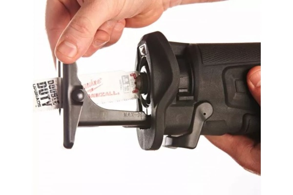 Аккумуляторная сабельная пила Milwaukee M18 CSX-502X FUEL 4933451378