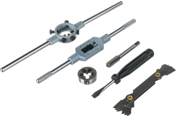 Набор метчиков и плашек ROCKFORCE 32 пр RF-M032-1