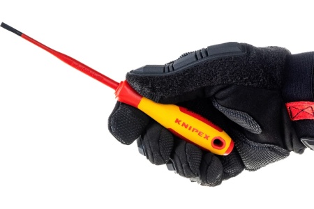 Отвертка KNIPEX SL4.0x0.8 шлицевая тонкая VDE, L  лезвия 100 мм, 1000V, 2-комп. рук-ка KN-982040SL