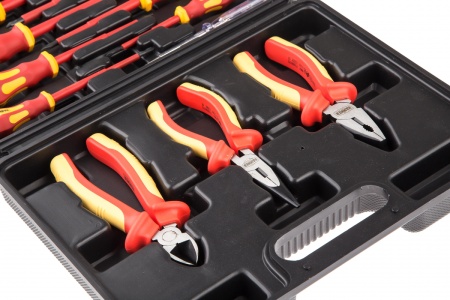 Набор инструментов HAMMER 602-013 диэлектрический, в кейсе, 11шт 599793