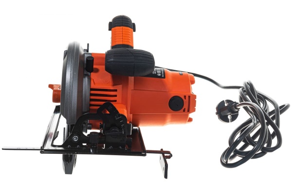 Дисковая пила Makita 5903 RK