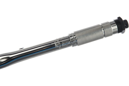 Динамометрический ключ в наборе Зубр ЭКСПЕРТ 64094-H4, 40-210 Нм Динамометрический ключ в наборе Зубр ЭКСПЕРТ 64094-H4, 40-210 Нм